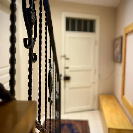Wooden Apartman *